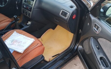 Toyota Avensis III рестайлинг, 2002 год, 480 000 рублей, 15 фотография