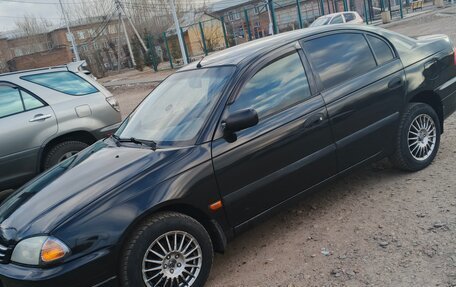 Toyota Avensis III рестайлинг, 2002 год, 480 000 рублей, 3 фотография