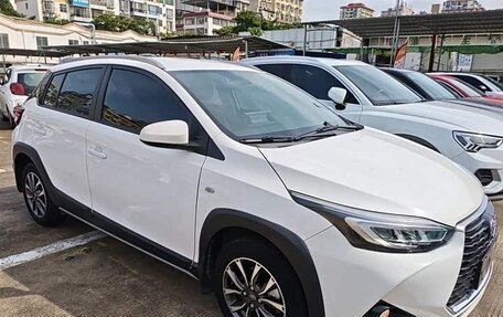 Toyota Yaris XP150 рестайлинг, 2022 год, 1 010 007 рублей, 3 фотография