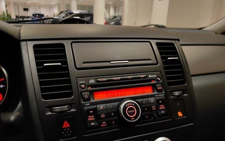 Nissan Tiida, 2011 год, 915 000 рублей, 14 фотография