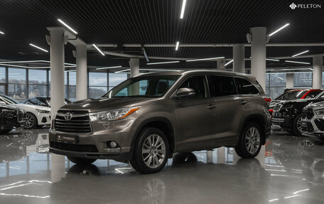 Toyota Highlander III, 2014 год, 2 050 000 рублей, 1 фотография