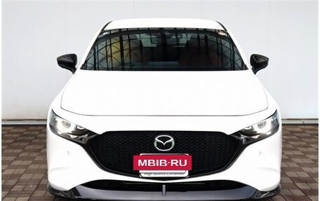 Mazda 3, 2021 год, 1 300 000 рублей, 3 фотография