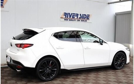 Mazda 3, 2021 год, 1 300 000 рублей, 6 фотография