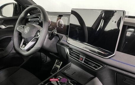 Volkswagen Tiguan, 2025 год, 5 490 000 рублей, 15 фотография