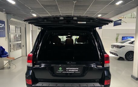 Toyota Land Cruiser 200, 2020 год, 8 400 000 рублей, 7 фотография