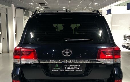 Toyota Land Cruiser 200, 2020 год, 8 400 000 рублей, 6 фотография