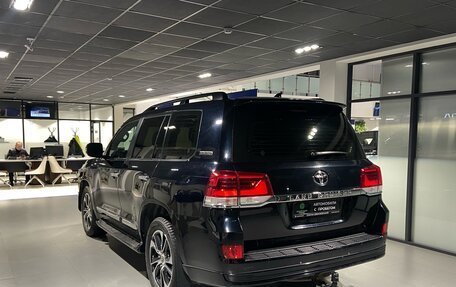 Toyota Land Cruiser 200, 2020 год, 8 400 000 рублей, 5 фотография