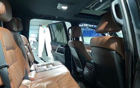 Toyota Land Cruiser 200, 2020 год, 8 400 000 рублей, 12 фотография