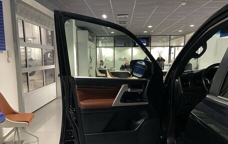 Toyota Land Cruiser 200, 2020 год, 8 400 000 рублей, 16 фотография