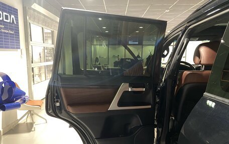 Toyota Land Cruiser 200, 2020 год, 8 400 000 рублей, 14 фотография