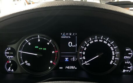 Toyota Land Cruiser 200, 2020 год, 8 400 000 рублей, 25 фотография