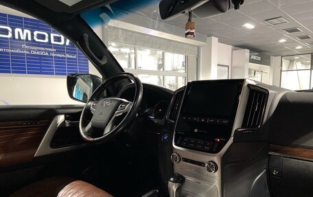 Toyota Land Cruiser 200, 2020 год, 8 400 000 рублей, 30 фотография