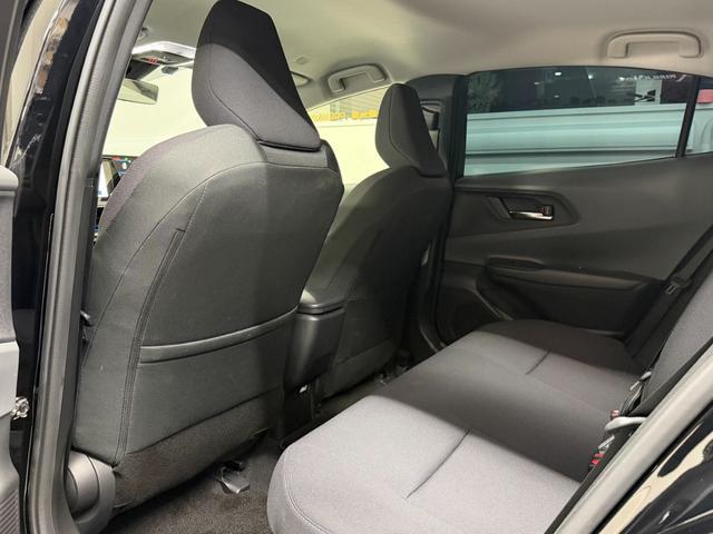 Toyota Prius IV XW50, 2022 год, 2 247 792 рублей, 14 фотография