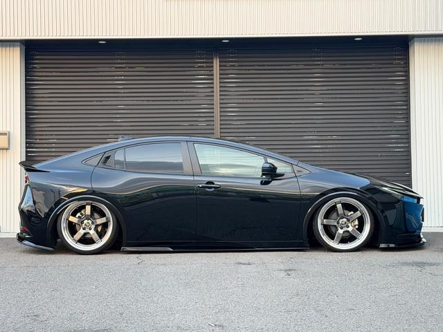 Toyota Prius IV XW50, 2022 год, 2 247 792 рублей, 6 фотография