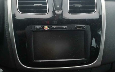 Renault Logan II, 2020 год, 790 000 рублей, 3 фотография