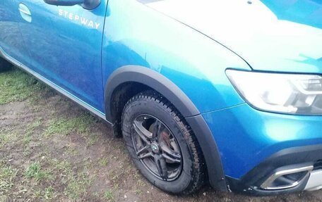 Renault Logan II, 2020 год, 790 000 рублей, 7 фотография