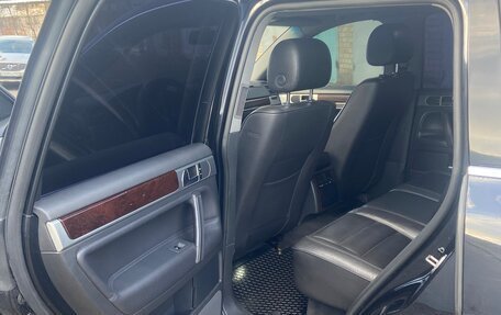 Volkswagen Touareg III, 2005 год, 720 000 рублей, 12 фотография