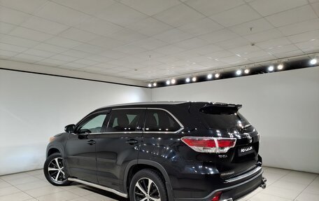 Toyota Highlander III, 2014 год, 2 599 000 рублей, 7 фотография