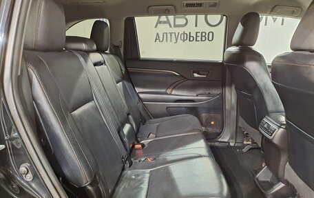 Toyota Highlander III, 2014 год, 2 599 000 рублей, 20 фотография