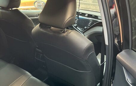 Toyota Camry, 2019 год, 3 300 000 рублей, 21 фотография