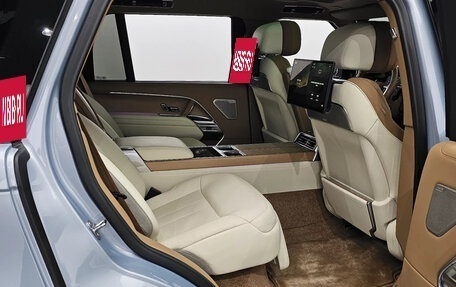 Land Rover Range Rover IV рестайлинг, 2024 год, 30 000 000 рублей, 8 фотография