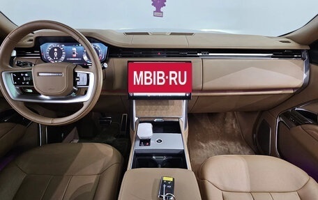 Land Rover Range Rover IV рестайлинг, 2024 год, 30 000 000 рублей, 10 фотография