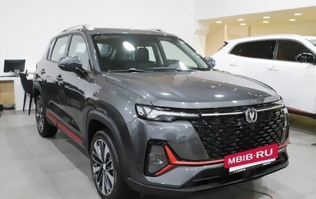 Changan CS35 Plus, 2024 год, 2 650 000 рублей, 5 фотография