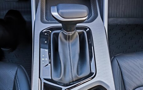 Geely Emgrand, 2024 год, 1 940 000 рублей, 15 фотография