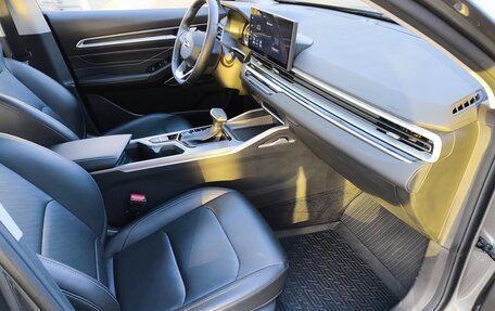 Geely Emgrand, 2024 год, 1 940 000 рублей, 11 фотография