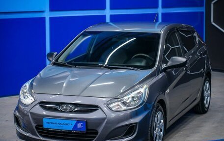 Hyundai Solaris II рестайлинг, 2014 год, 880 000 рублей, 2 фотография