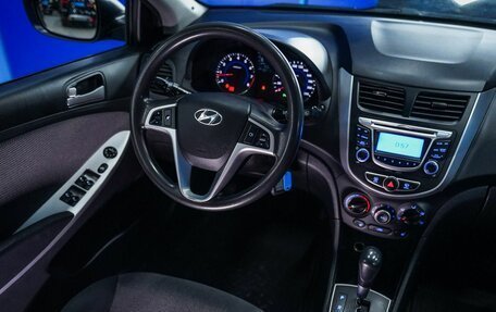 Hyundai Solaris II рестайлинг, 2014 год, 880 000 рублей, 32 фотография