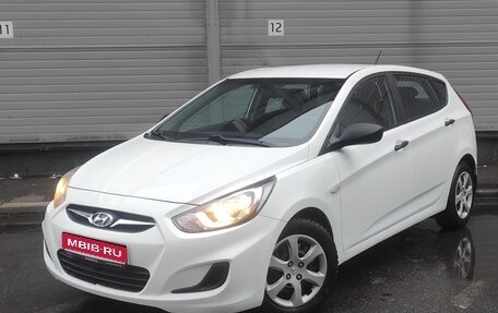 Hyundai Solaris II рестайлинг, 2014 год, 749 000 рублей, 1 фотография