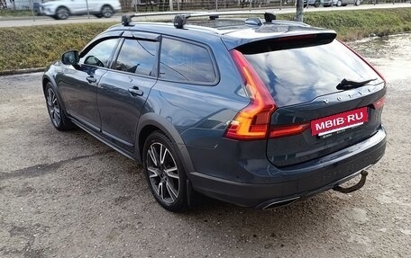 Volvo V90 Cross Country I рестайлинг, 2017 год, 2 600 000 рублей, 6 фотография