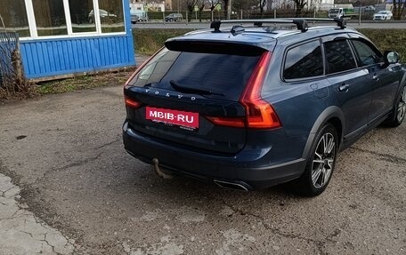 Volvo V90 Cross Country I рестайлинг, 2017 год, 2 600 000 рублей, 5 фотография