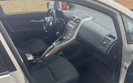 Toyota Auris II, 2008 год, 635 000 рублей, 10 фотография