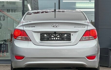 Hyundai Solaris II рестайлинг, 2012 год, 900 000 рублей, 9 фотография