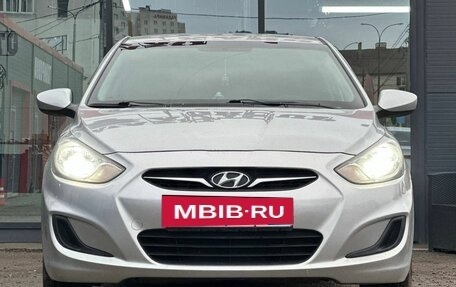 Hyundai Solaris II рестайлинг, 2012 год, 900 000 рублей, 4 фотография