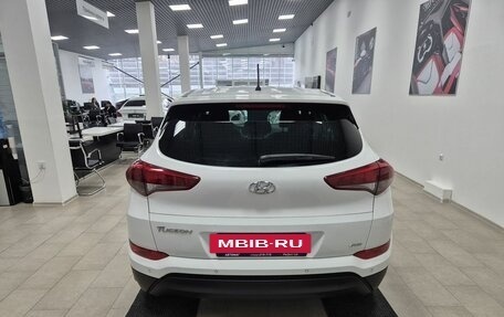 Hyundai Tucson III, 2016 год, 1 996 000 рублей, 6 фотография