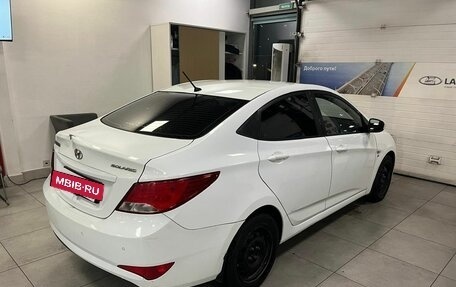 Hyundai Solaris II рестайлинг, 2015 год, 559 000 рублей, 3 фотография