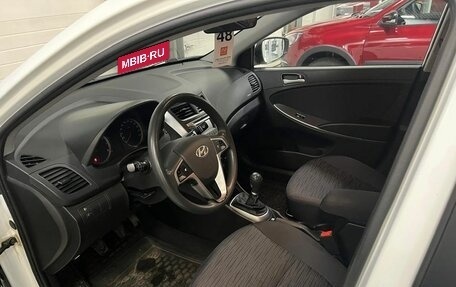 Hyundai Solaris II рестайлинг, 2015 год, 559 000 рублей, 5 фотография