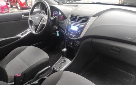 Hyundai Solaris II рестайлинг, 2014 год, 749 000 рублей, 10 фотография