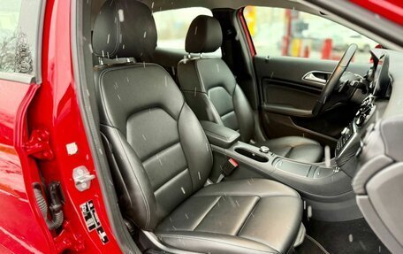 Mercedes-Benz GLA, 2019 год, 2 450 000 рублей, 12 фотография