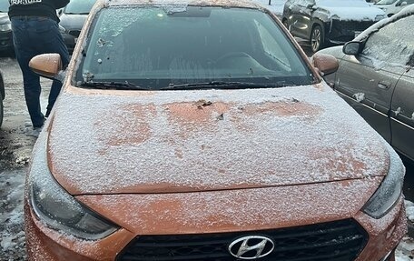 Hyundai Solaris II рестайлинг, 2017 год, 700 000 рублей, 1 фотография