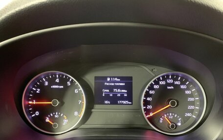 KIA Sportage IV рестайлинг, 2019 год, 1 710 000 рублей, 11 фотография