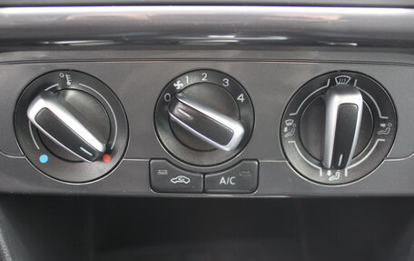 Volkswagen Polo VI (EU Market), 2019 год, 1 317 000 рублей, 23 фотография