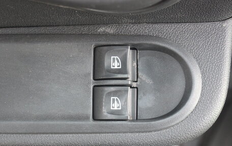 Renault Duster I рестайлинг, 2015 год, 877 000 рублей, 9 фотография