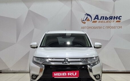 Mitsubishi Outlander III рестайлинг 3, 2015 год, 1 790 000 рублей, 8 фотография