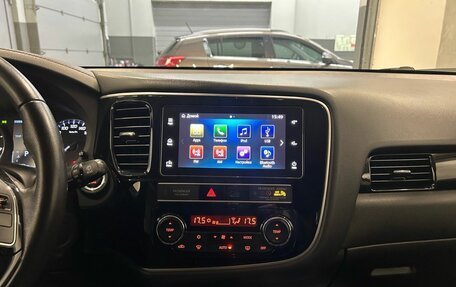 Mitsubishi Outlander III рестайлинг 3, 2019 год, 2 149 000 рублей, 10 фотография