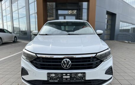 Volkswagen Polo VI (EU Market), 2021 год, 1 590 000 рублей, 2 фотография