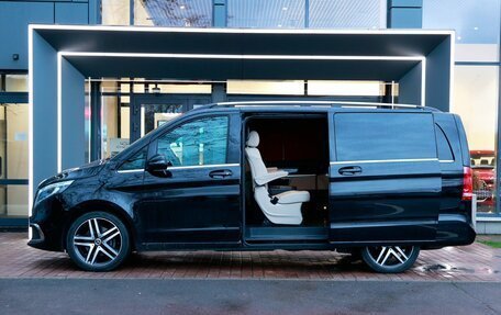 Mercedes-Benz V-Класс, 2020 год, 7 490 000 рублей, 10 фотография